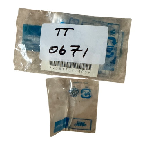 TT0671 LEVER CLICK SHOE